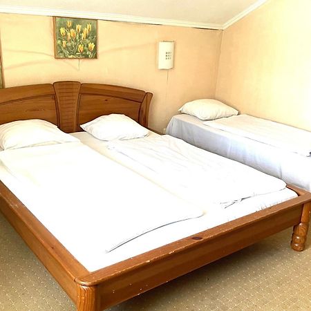 Sun Shine Apartments ยูร์มาลา ภายนอก รูปภาพ